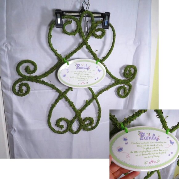 Green Botanical Wreath with "Family" Ceramic Plaque Faux Moss Thick Metal - Picture 1 of 12